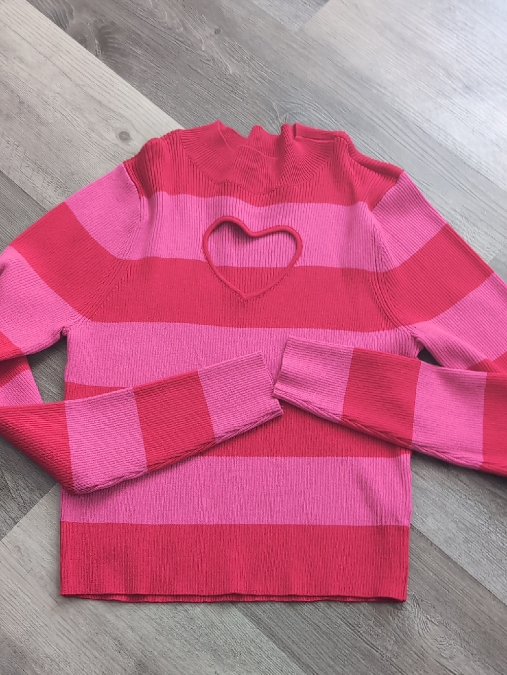 SO Striped Heart Cutout Turtleneck Sweater in Hot Pink & Magenta